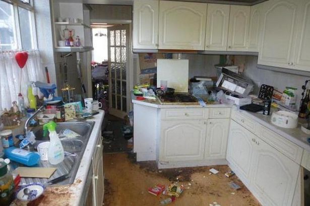 Sell_a_messy_house